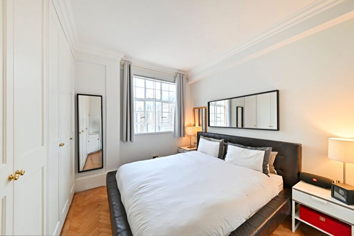 2 Bedroom Flat For Sale In Cornwall Gardens, London, SW7