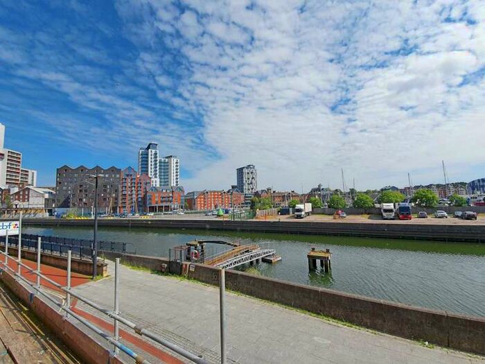 2 Bedroom Apartment To Rent In Zephyr Court, Stoke Quay, IP2