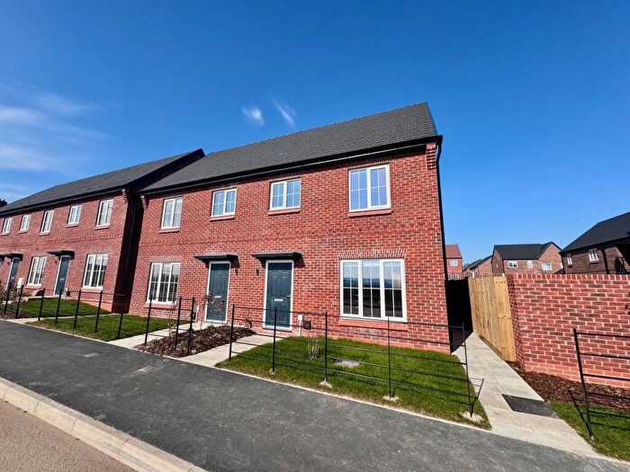 3 Bedroom House To Rent In Barleyfield Drive, Fairham, NG11