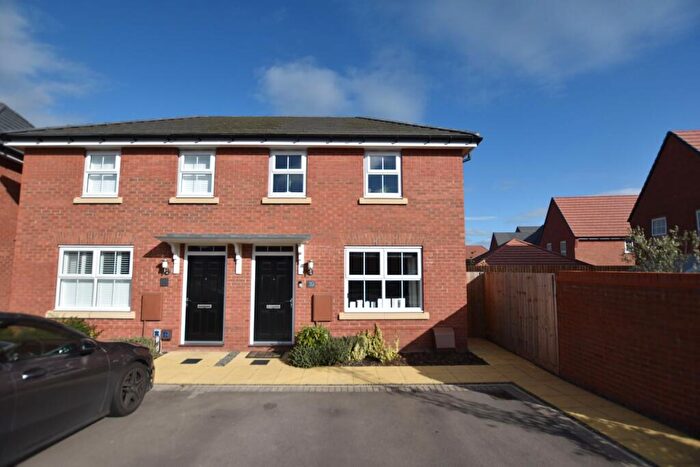 3 Bedroom Semi Detached House For Sale In Anning Crescent, East Leake, LE12