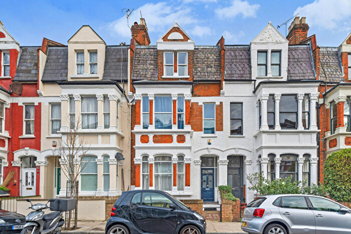 5 Bedroom Terraced House To Rent In Carysfort Road, Stoke Newington, N16