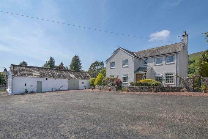 4 Bedroom Detached House For Sale In Muckhart, Dollar, FK14