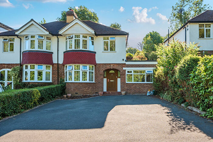 3 Bedroom House For Sale In Whyteleafe Hill, Whyteleafe, CR3