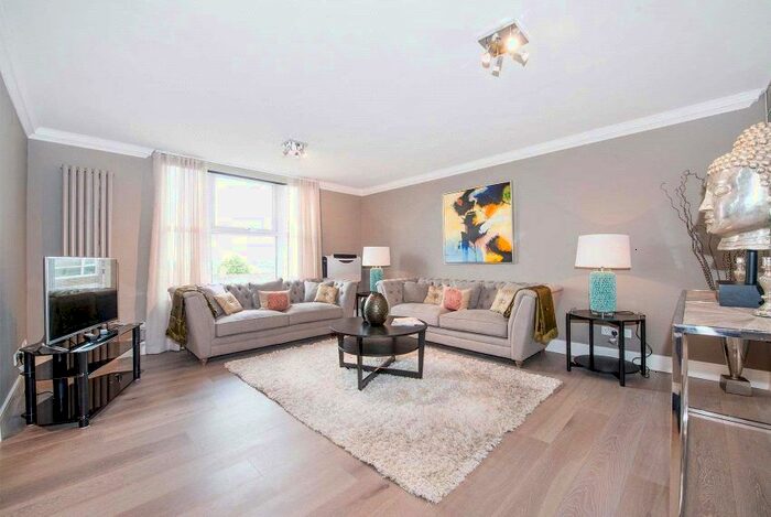 3 Bedroom Flat To Rent In Boydell Court, St John's Wood, NW8