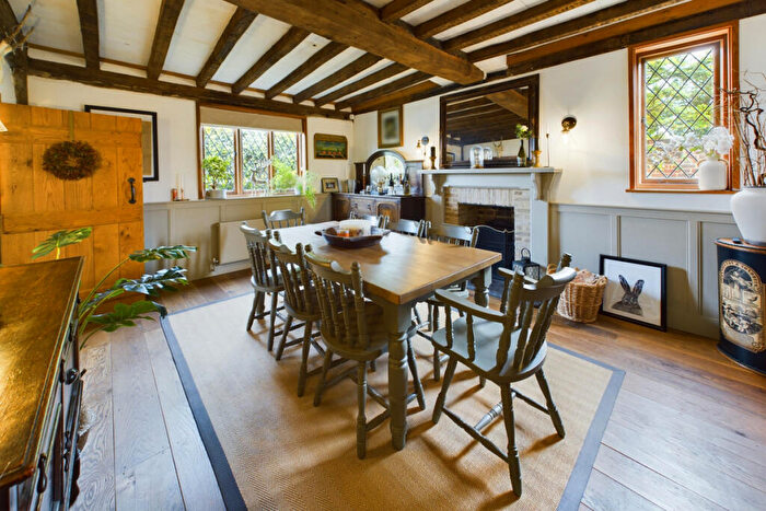 4 Bedroom Detached House For Sale In Redbourn Road, Hemel Hempstead, HP2