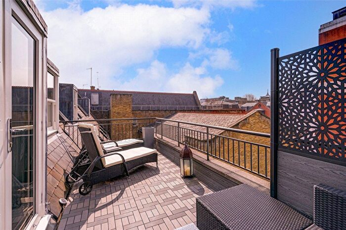 2 Bedroom Flat To Rent In Great Smith Street, Westminster, London, SW1P