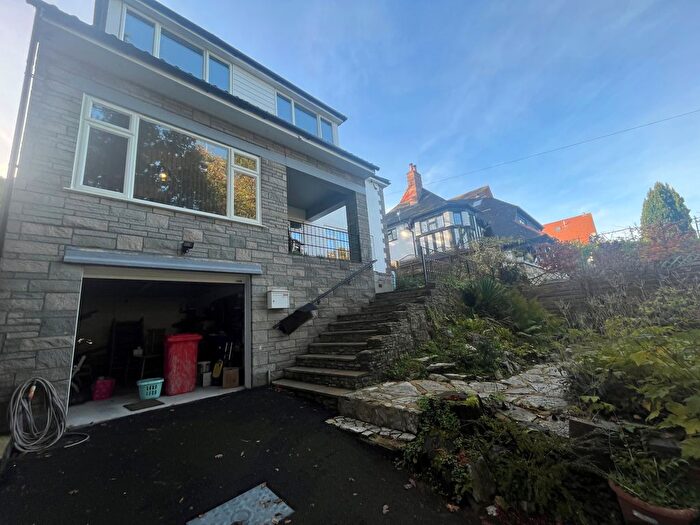 4 Bedroom Town House To Rent In Bournemouth, BH4