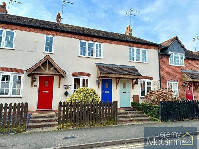 2 Bedroom Terraced House For Sale In Bleachfield Street, Alcester, B49