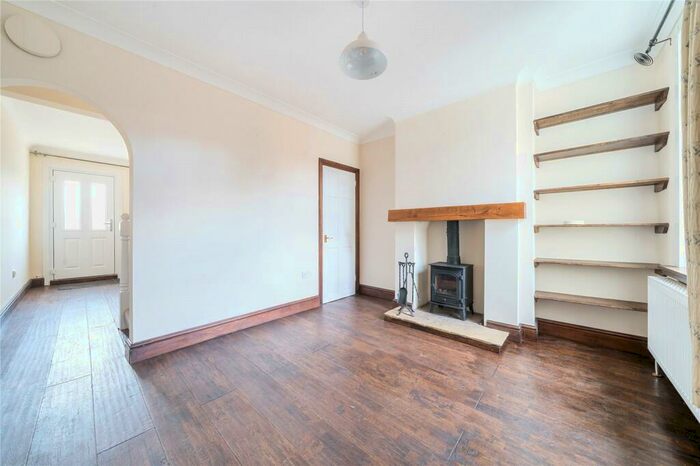2 Bedroom Terraced House To Rent In Latimer Road, Wokingham, Berkshire, RG41
