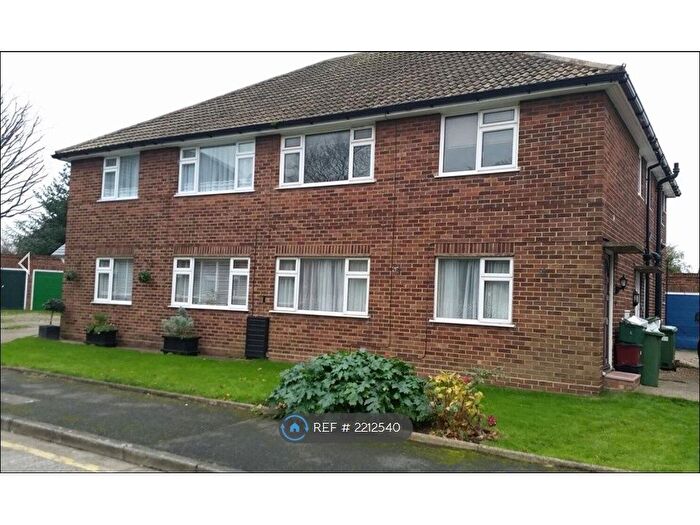 2 Bedroom Maisonette To Rent In Mayfield, Bexleyheath, DA7
