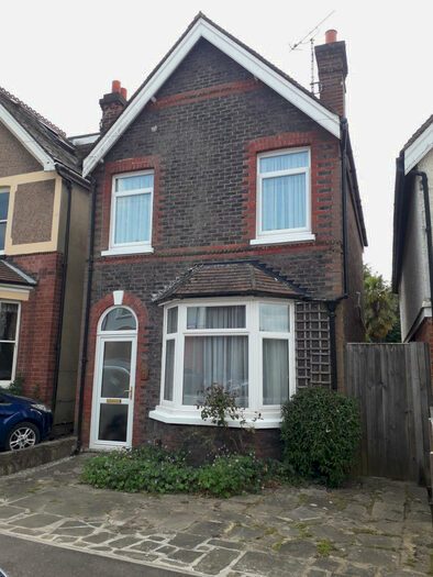 3 Bedroom Detached House To Rent In Deerings Road, Reigate, RH2