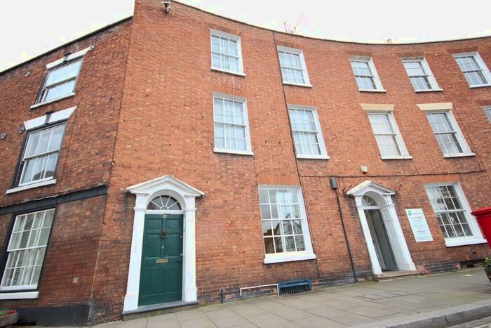 5 Bedroom Town House To Rent In Church Street, Tewkesbury, GL20