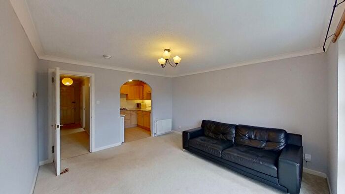 2 Bedroom Flat To Rent In Silvermills, Edinburgh, EH3