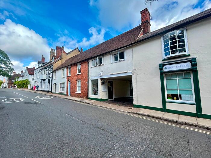 1 Bedroom Maisonette To Rent In A Lenten Street, Alton, GU34