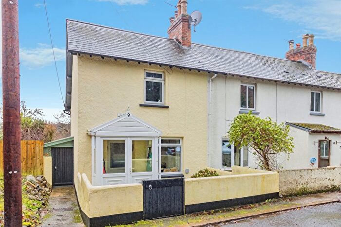 2 Bedroom End Terrace House For Sale In Higher Sandygate, Higher Sandygate, Newton Abbot, TQ12