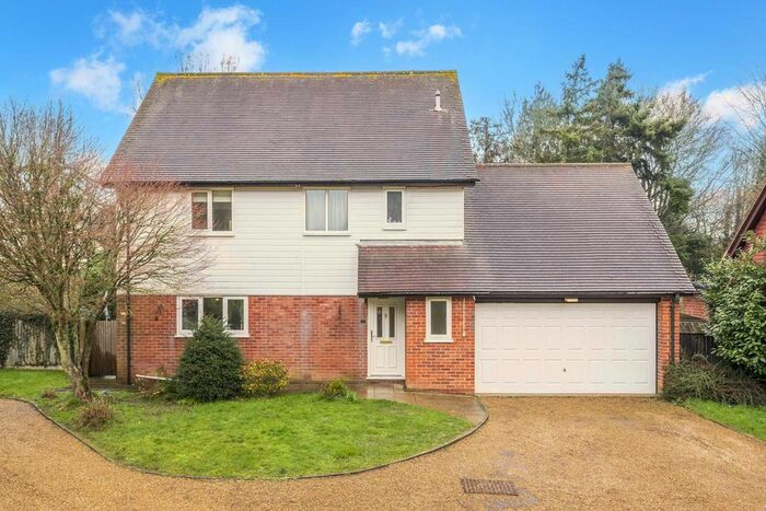 4 Bedroom Detached House For Sale In Roopers, Speldhurst, Tunbridge Wells, TN3