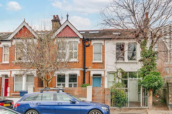 5 Bedroom Property To Rent In Ivy Crescent, Chiswick, W4