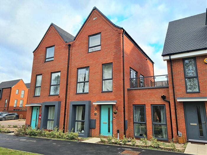 4 Bedroom Semi-Detached House To Rent In Mulberry Walk, Bordon, Hampshire, GU35