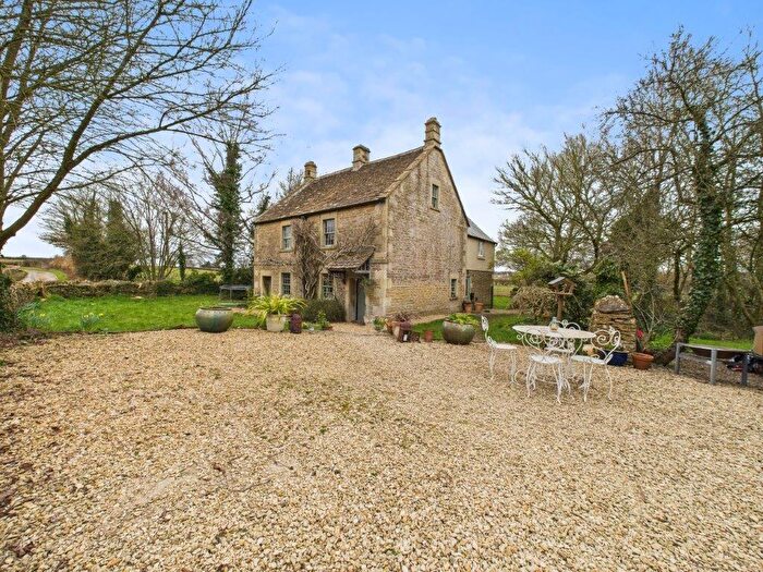 5 Bedroom Cottage To Rent In Yatton Keynell, Chippenham, SN14