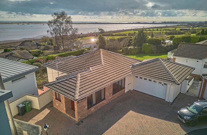 4 Bedroom Detached House For Sale In School Hill, Cockwood, EX6