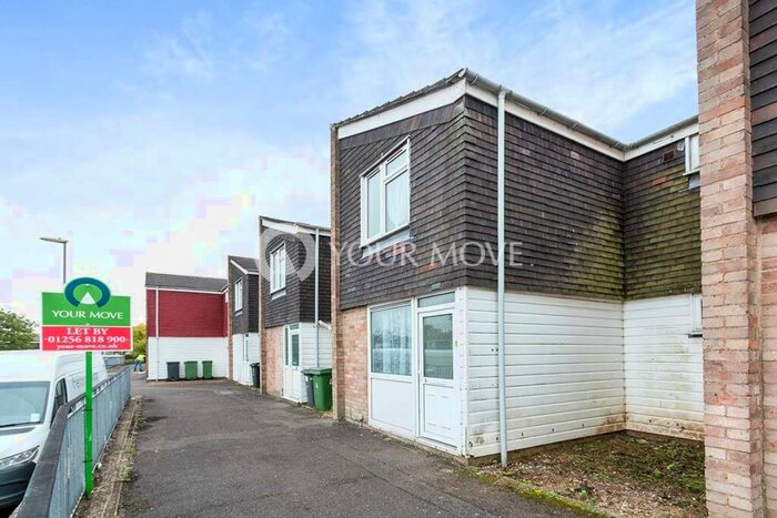 3 Bedroom Terraced House To Rent In Mullins Close, Basingstoke, Hampshire, RG21