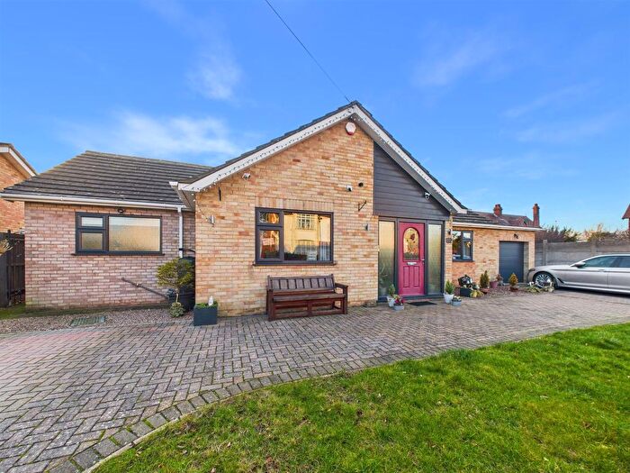3 Bedroom Detached Bungalow For Sale In Grafton Road, Gloucester, GL2