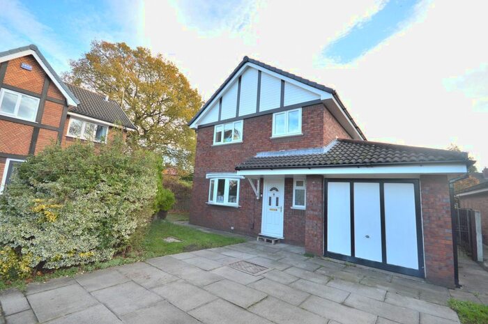 4 Bedroom Detached House To Rent In Granary Way, Sale M33