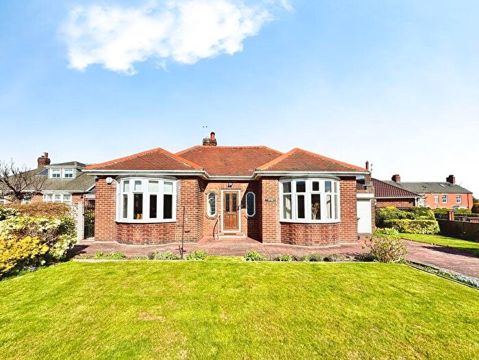2 Bedroom Detached Bungalow For Sale In Holburn Crescent, Ryton, NE40