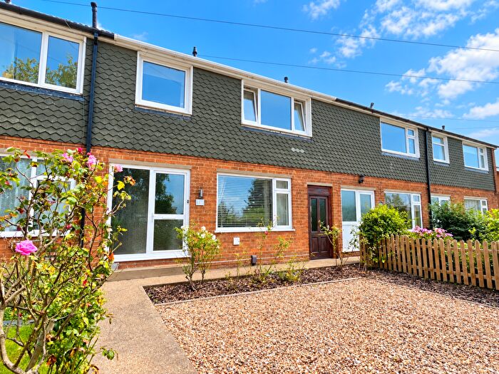 3 Bedroom Terraced House To Rent In Sherwood Drive, Waddington, Lincoln, LN5