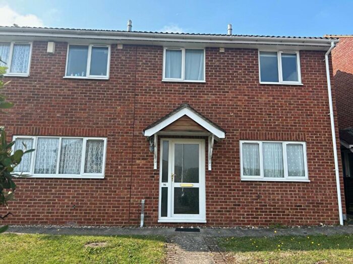 3 Bedroom Semi-Detached House To Rent In Heron Way, Chatham, ME5