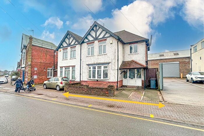 Semi Detached House For Sale In Station Road, Beeston, Nottingham, NG9