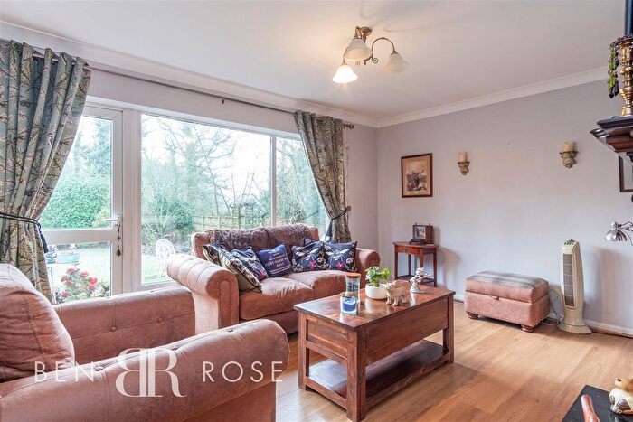3 Bedroom Detached Bungalow For Sale In Cumberland Avenue, Leyland, PR25