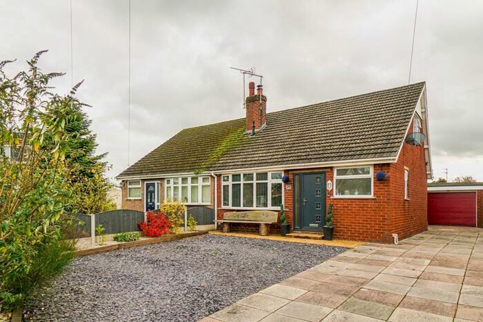3 Bedroom Semi-Detached Bungalow For Sale In Barwood Avenue, Church Lawton, Stoke-On-Trent, ST7