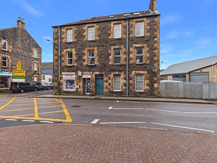 3 Bedroom Flat For Sale In Combie Street, Oban, PA34