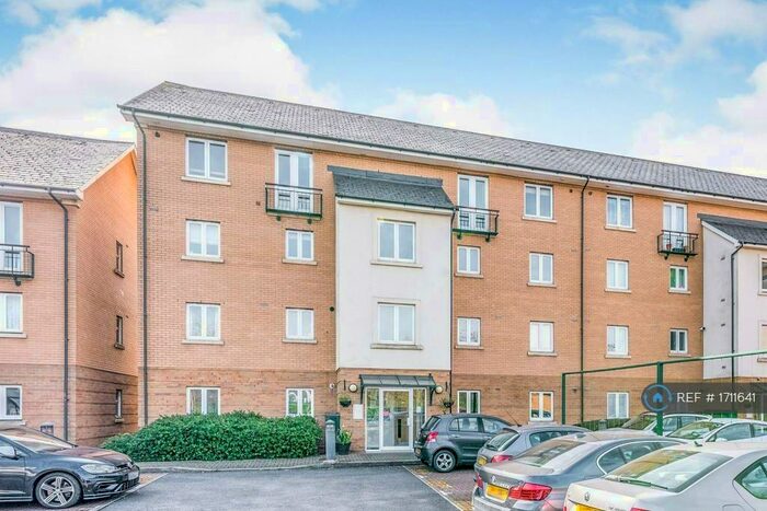 2 Bedroom Maisonette To Rent In Amalfi House, Cardiff, CF10