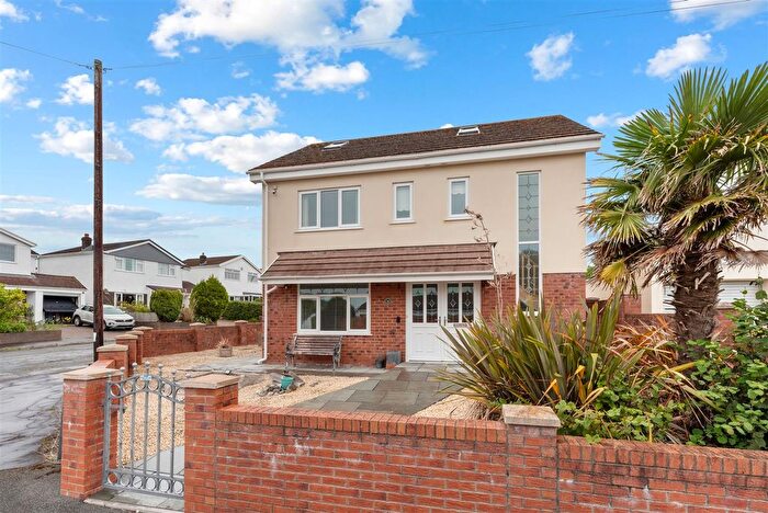 4 Bedroom Detached House For Sale In Long Shepherds Drive, Caswell, Swansea, SA3