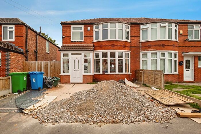 3 Bedroom Semi-Detached House For Sale In Brookleigh Road, Manchester, Greater Manchester, M20