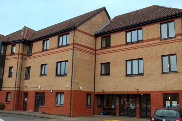 1 Bedroom Property To Rent In Fairacres Road, Didcot, OX11