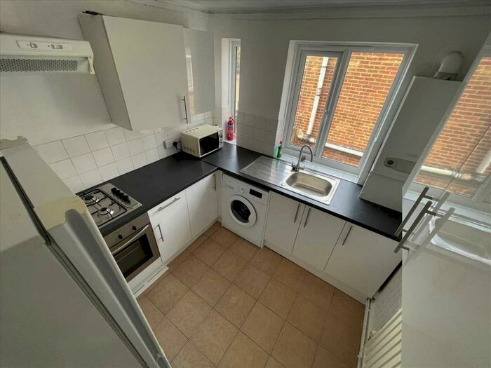 2 Bedroom Apartment To Rent In Chadwell Heath High Road, Chadwell Heath, Romford, RM6