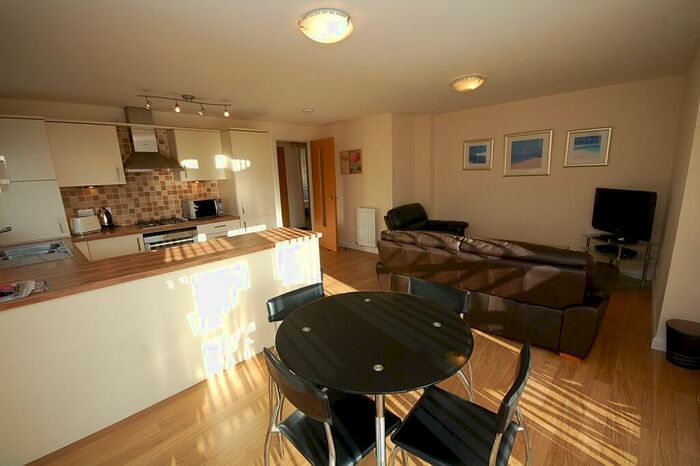2 Bedroom Flat To Rent In Hammerman Drive, Hilton Campus, City Centre, Aberdeen, AB24