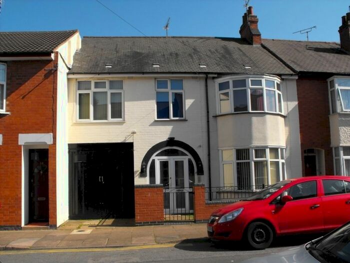 5 Bedroom Terraced House To Rent In King Edward Road, Leicester, LE5
