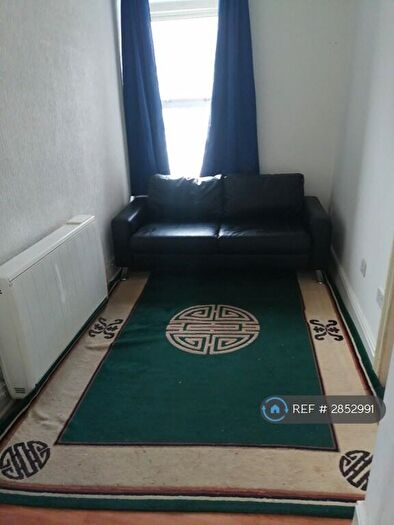 2 Bedroom Flat To Rent In Pearson St, Cardiff, CF24
