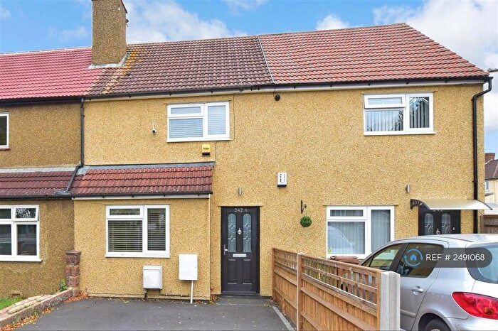 2 Bedroom Terraced House To Rent In Collingwood Road, Sutton, SM1