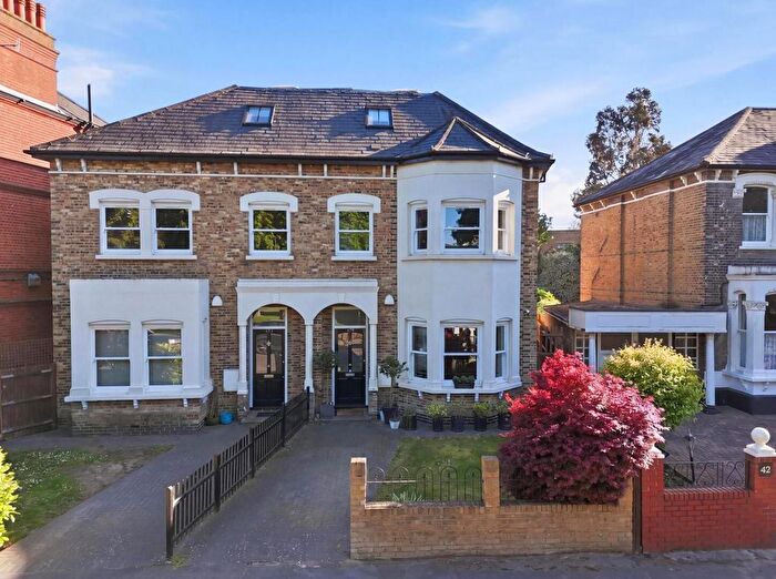 4 Bedroom Property For Sale In Spratt Hall Road, Wanstead, E11