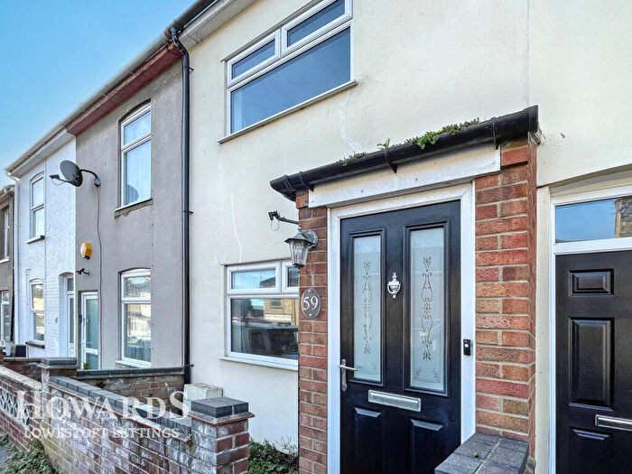 3 Bedroom Terraced House To Rent In Queens Road, Lowestoft, NR32