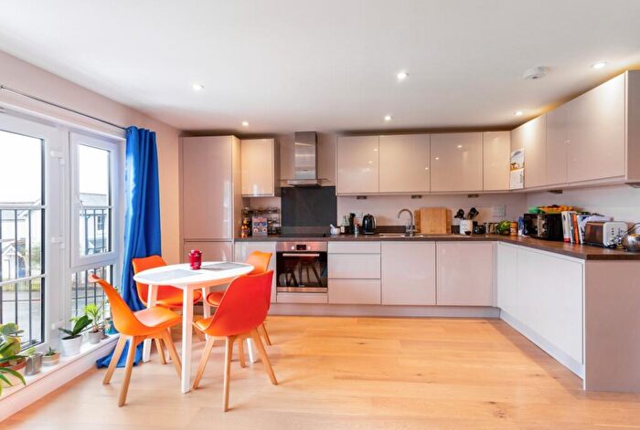 1 Bedroom Flat To Rent In Church Street Rudgwick, RH12