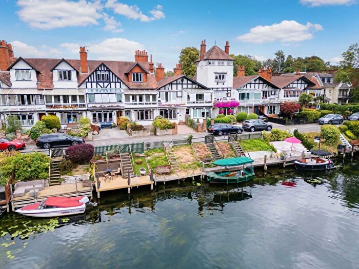4 Bedroom Terraced House For Sale In River Road, Maidenhead, SL6