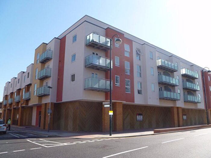 1 Bedroom Flat To Rent In Zeus Court, Fairfield Road, West Drayton, UB7