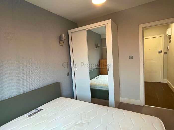 1 Bedroom Flat To Rent In Flat, A Broomfield Road, Chelmsford, CM1