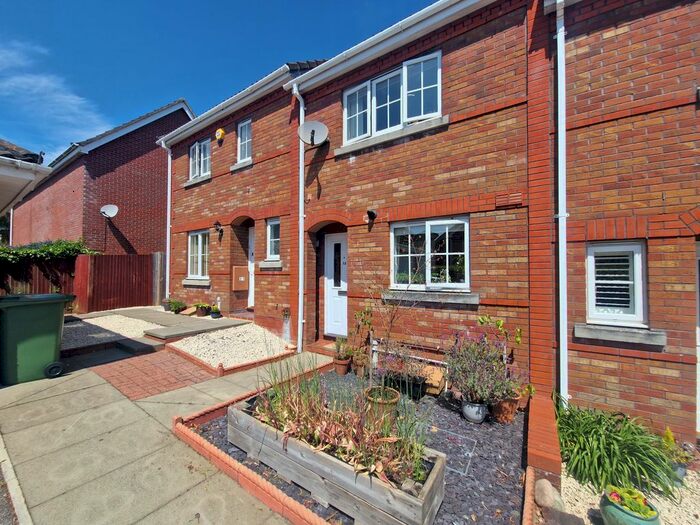 2 Bedroom Terraced House To Rent In Gardenia Drive, Fareham, PO15